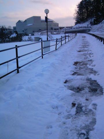 途中から歩道も積雪状態