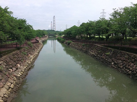 平和記念公園の中の運河も増水していない。