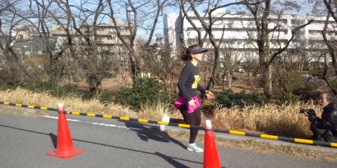 ラストだけ先に行ってゴールシーンを撮ろうとしたら、意外と速くやってきてビックリ！
30分09秒、部門11位、普段の運動不足の割にはやるなあ