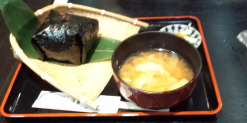 「爆弾おむすび」もいただきました。