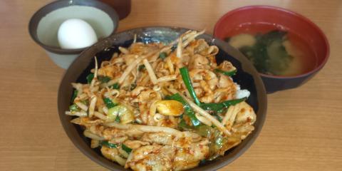 こちらは12月に食べた「どM丼」
