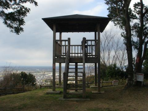 一番高いところ（ふれあいの広場）地図の右端の展望台。