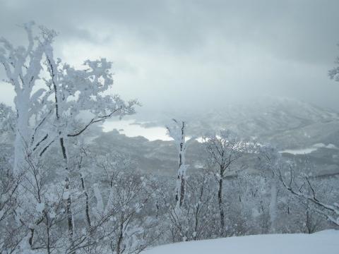 雪が止み下界の景色がきれいに見えました