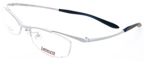 眼鏡市場の「i-Athlete」
レンズも小さめなので目を保護すると言った面ではすこし弱い感じです。