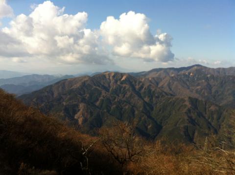 残念ながら富士山山頂は雲隠れ