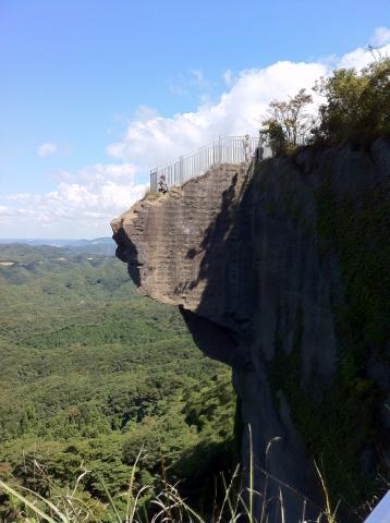 鋸山の「地獄のぞき」(>_<)