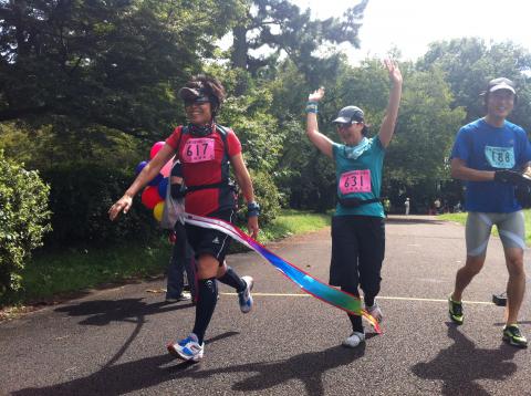 ２人ともいい笑顔してます。
故障中のミッキーさんよう頑張った！
ビブラム最長距離更新JIFUさん。凄い！ビブラムフルマラソンいけるんでないの？