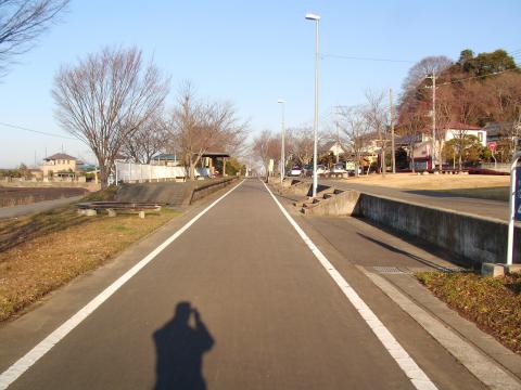 休憩所。駅ホームの面影が残ってる。