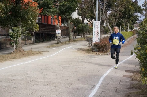 ゴールの400m手前、知人が撮ってくれてました