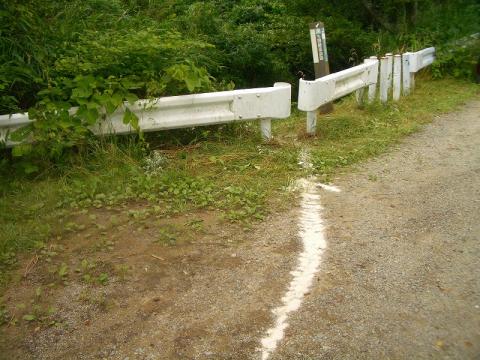 高安山分岐付近、生駒縦走路入口