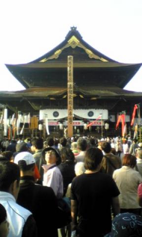 善光寺と前立本尊です。