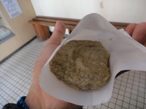 道の駅「ふたみ」で「じゃこ天」