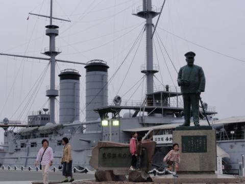 東郷元帥と三笠！
坂の上の雲をNHKで放送して人気がでたはず・・・？