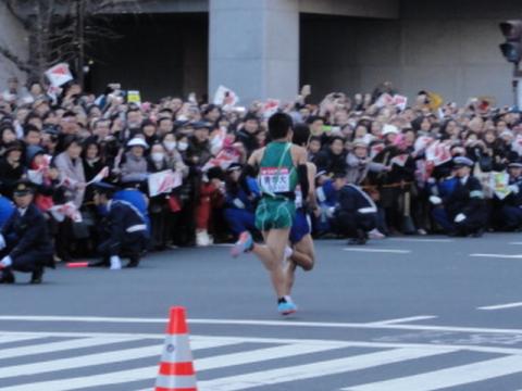 青学と順大のデッドヒート！！
すげー写真が撮れた