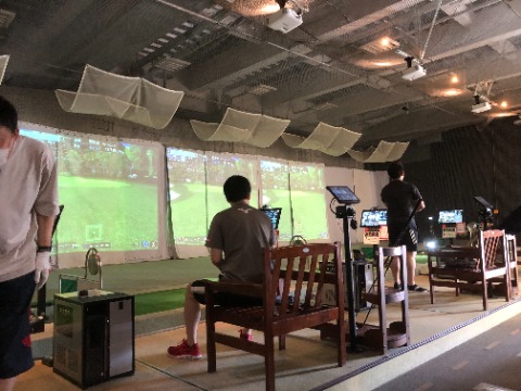 ゴルフレッスンとつなぎ