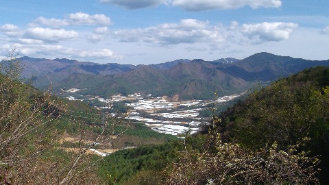 これから降りる、川上村方面