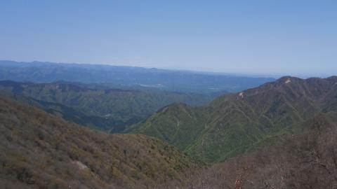 この時期にしては空気が澄んでいて、遠方の山もくっきり