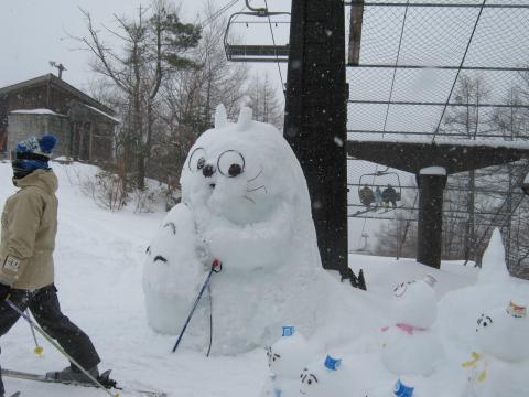 トトロの雪像