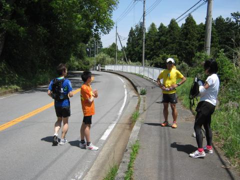 途中一休み。気温は21度、ただ結構な向かい風。