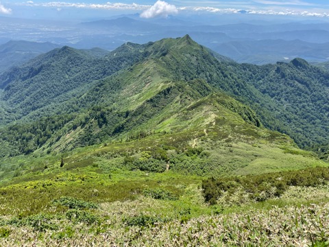 武尊山から剣ヶ峰