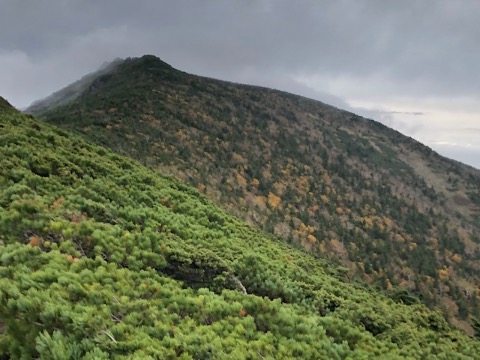 剣ヶ峰から早池峰山