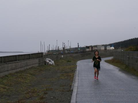 めぐちゃん。今日は頑張って１４キロ。最後４キロの追い込みも、きついと言いながら、しっかりついてくる。