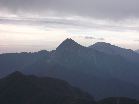 そして北岳　間ノ岳　惚れ惚れする景観