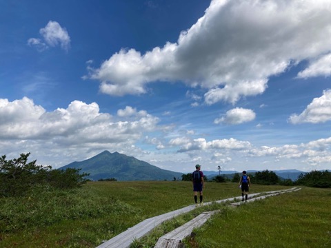 標高１９００m　アヤメ平