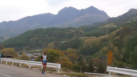 ６０キロ地点　御座山