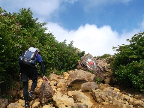 安達太良山頂あと少し