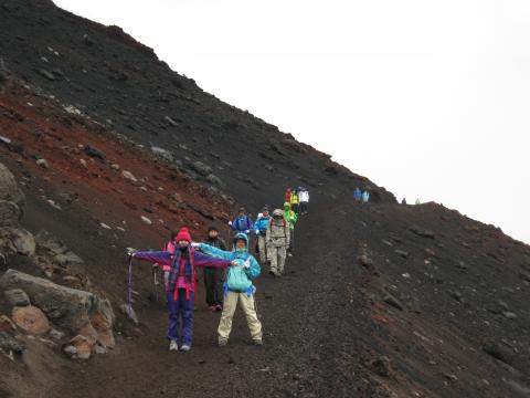 皆、高山病にやられることなく元気に下る。