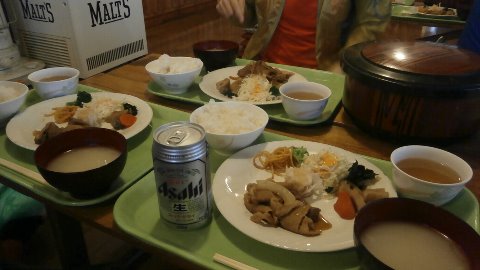 赤岳山頂小屋の夕食