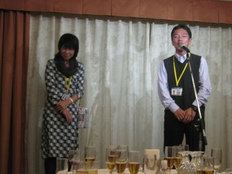 TR2EC
たちさん、大田原のサブ３おめでとうございます！
まさに変態練習（水曜日）の勝利！
やはり最後は変態が勝つのですよね
そして、それを支えておられるMORIさん
なんか、はたから見るとご夫婦みたいな・・・。