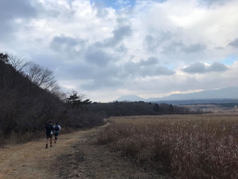 朝霧高原を快走