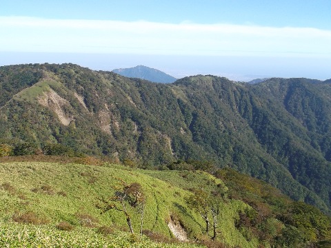 丹沢山から塔ノ岳への稜線