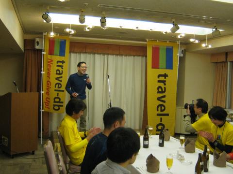 今回大幅な自己ベスト更新を記録した
mantomanさんの音頭で乾杯