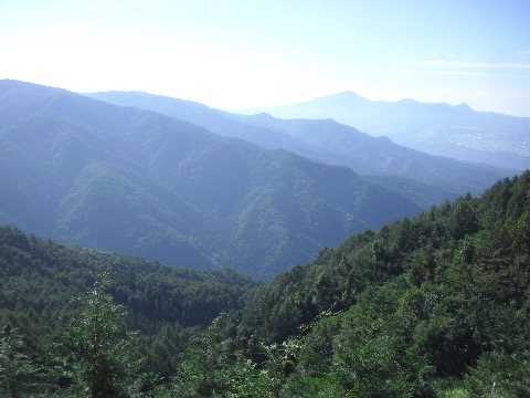 夜が明けて　鉱石山からの展望