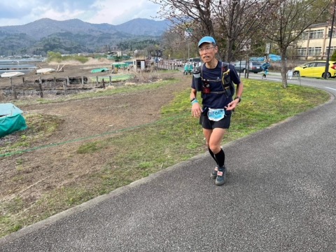 115km地点。山中湖きらら。あと42km。　中村さん撮影　これからが後半の核心部。