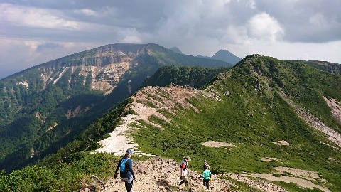 明日登頂予定の硫黄岳