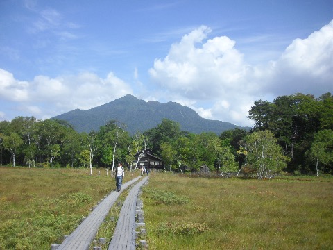 竜宮小屋と燧ケ岳