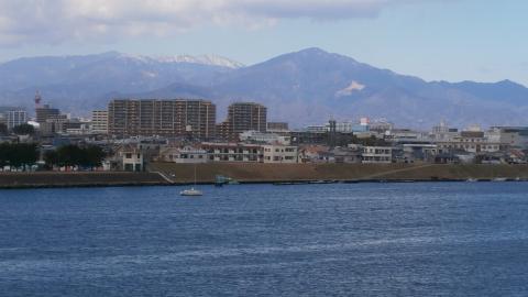 ７キロ地点　相模川より大山～塔ノ岳