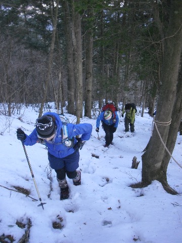 熊森山への厳しい登り