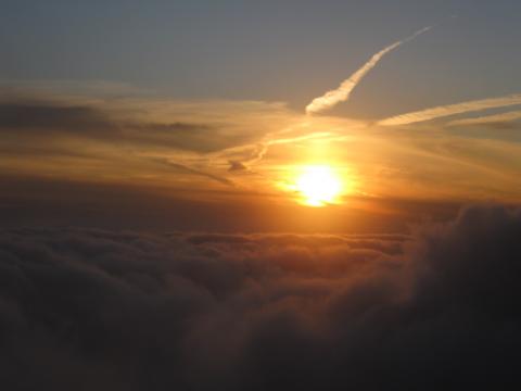 飛騨側に沈む夕陽