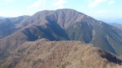 大室山　遠いな〜