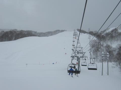 石打丸山　山頂リフト