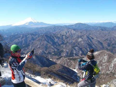 檜洞丸山頂直下からの超広大な絶景　何度訪れても感銘を受ける