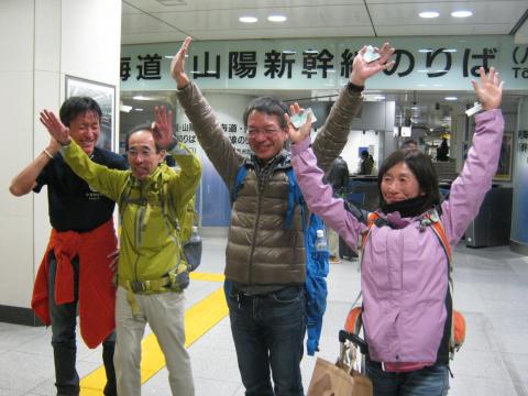 いよいよ、お別れの時が・・。
何か出征兵士を見送るような気持ち