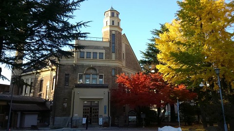 終了後は駅からすぐの片倉館で汗を流す。ここ、実に３１年ぶりの訪問