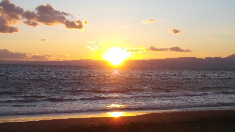 今日も夕陽が綺麗