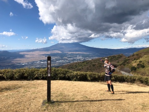 午後からは山頂部は雲に覆われてしまったが、それはそれで趣もあって素晴らしい